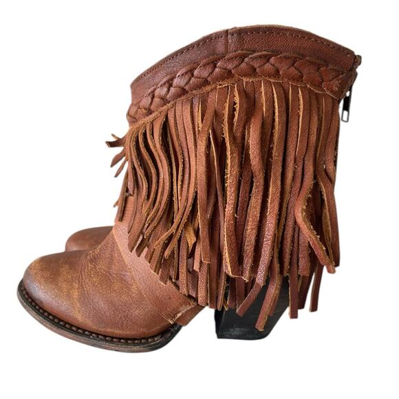 freebird Shoes - Freebird Womens TONTO Fringed Distressed Brown Leather Ankle Zip Boots Sz 6